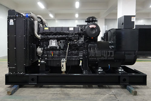 柴油發(fā)電機(jī)組150KW多少錢(qián)一臺(tái)?選用什么品牌發(fā)動(dòng)機(jī)？